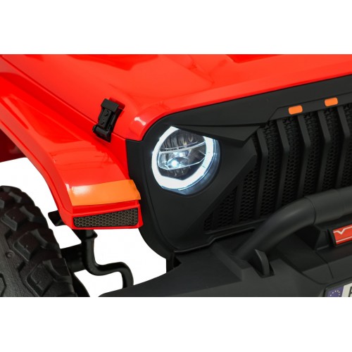 Extrémne športové vozidlo 4x4 s variabilnou veľkosťou, červené