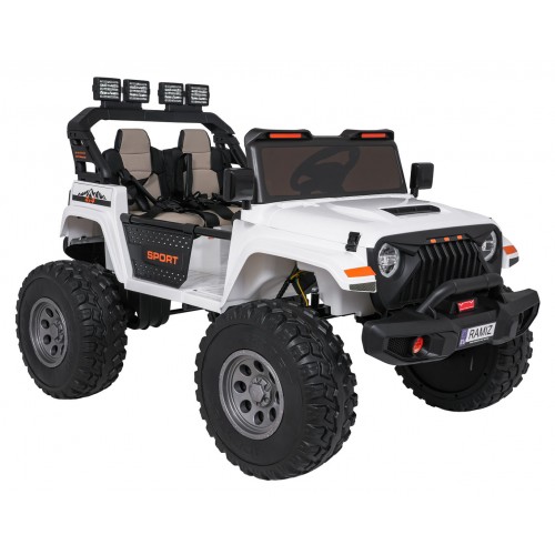 Extrémne športové vozidlo 4x4 s variabilnou veľkosťou, biele