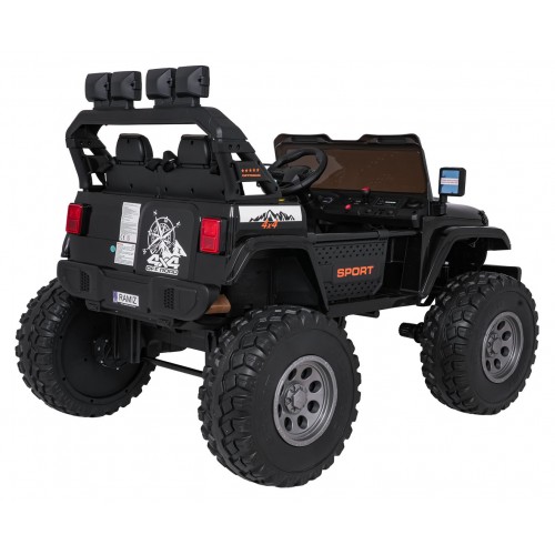 Extrémne športové vozidlo 4x4, variabilná veľkosť, čierna