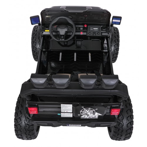 Extrémne športové vozidlo 4x4, variabilná veľkosť, čierna