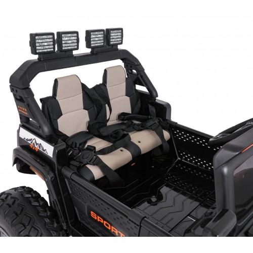 Extrémne športové vozidlo 4x4, variabilná veľkosť, čierna