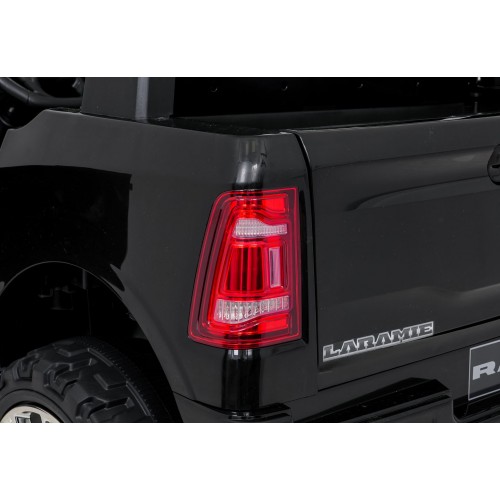 Policajné vozidlo RAM 3500 čierne