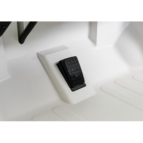 RAM vozidla 3500 biela