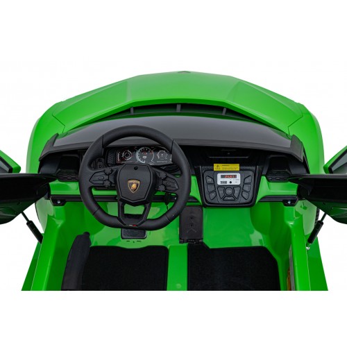 Lamborghini Revuelto XL STRONG Zelené vozidlo