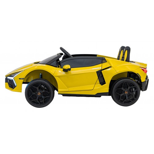 Žlté vozidlo Lamborghini Revuelto XL