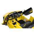 Žlté vozidlo Lamborghini Revuelto XL