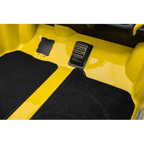 Žlté vozidlo Lamborghini Revuelto XL