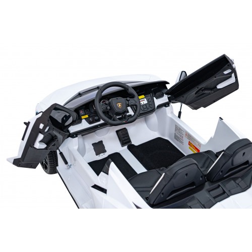 Vozidlo Lamborghini Revuelto XL White