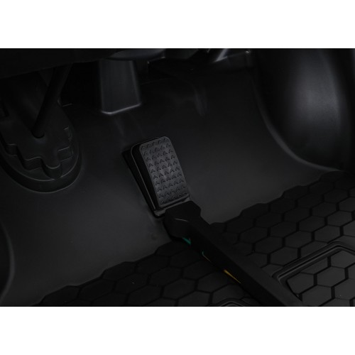 PASSION 4x4 Off-Road Vehicle Čierna