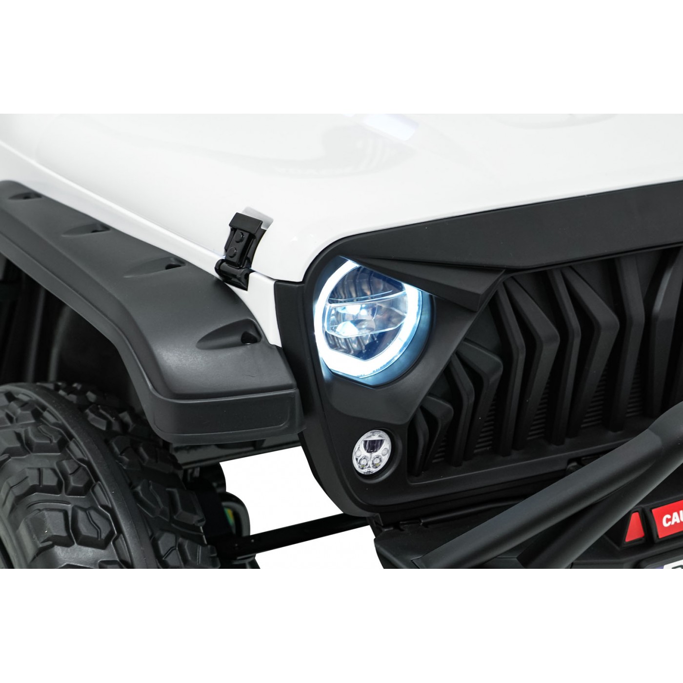 PASSION 4x4 terénní vozidlo bílé