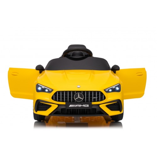 Mercedes Benz AMG CLE 53 Žlté vozidlo