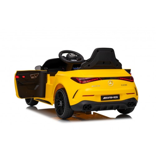 Mercedes Benz AMG CLE 53 Žlté vozidlo