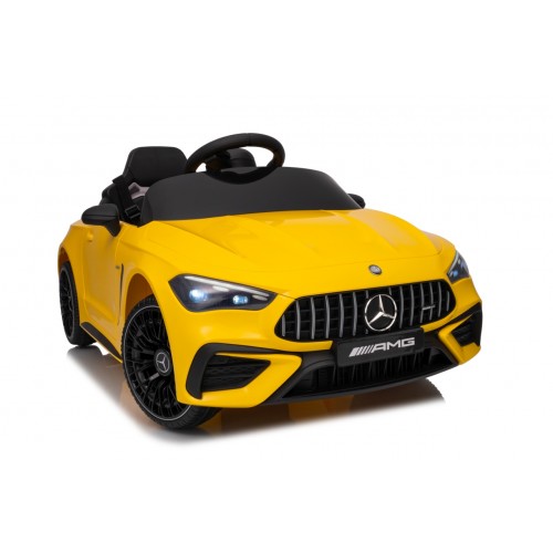 Mercedes Benz AMG CLE 53 Žlté vozidlo