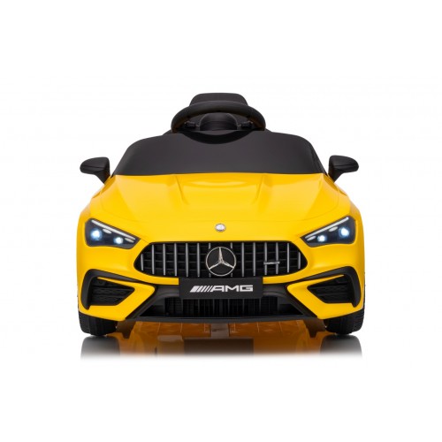 Mercedes Benz AMG CLE 53 Žlté vozidlo