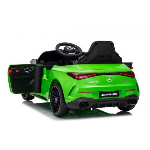 Mercedes Benz AMG CLE 53 Zelené vozidlo