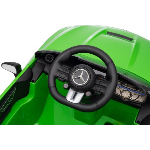 Mercedes Benz AMG CLE 53 Zelené vozidlo