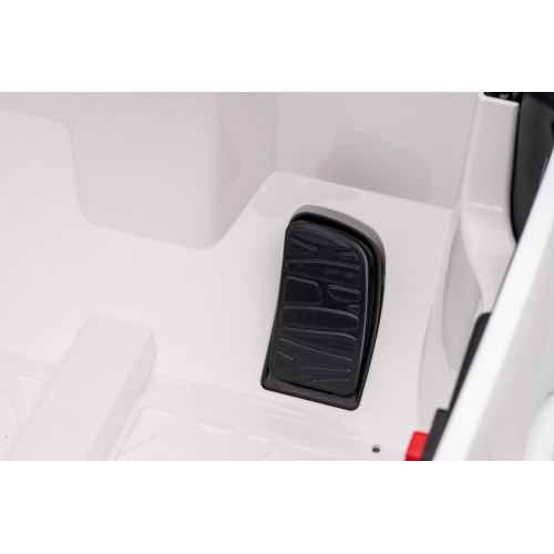 Vozidlo Mercedes Benz AMG CLE 53 White