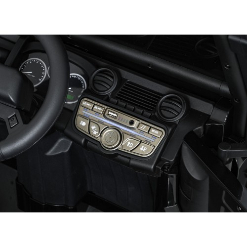 Vozidlo Land Rover Defender 110 SVX Concept Black