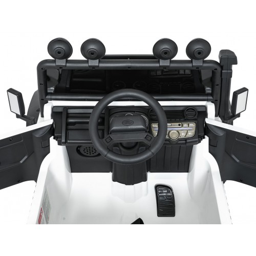 Vozidlo Land Rover Defender 110 SVX Concept White