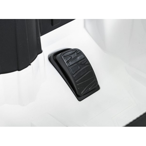 Vozidlo Land Rover Defender 110 SVX Concept White