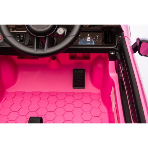 Vozidlo Porsche Cayenne Pink