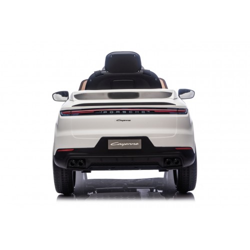 Vozidlo Porsche Cayenne White