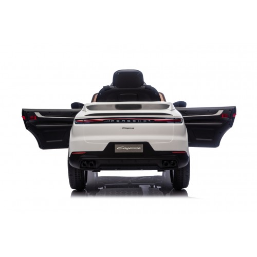 Vozidlo Porsche Cayenne White