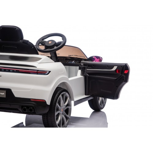 Vozidlo Porsche Cayenne White