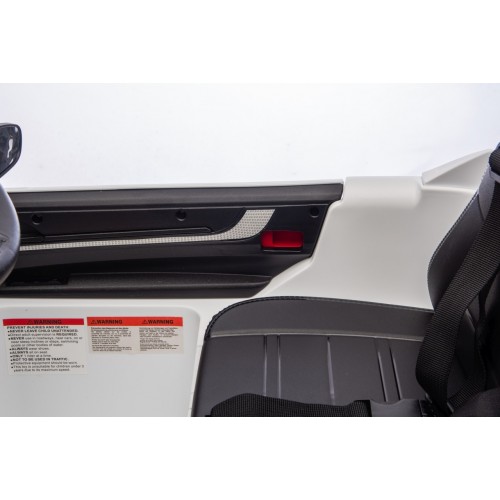 Vozidlo Porsche Cayenne White