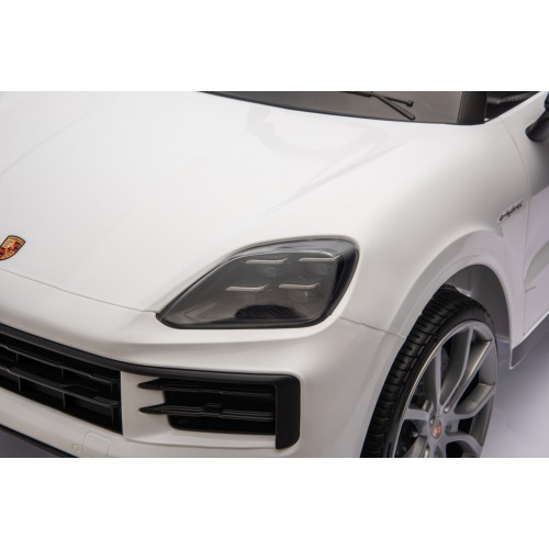 Vozidlo Porsche Cayenne White