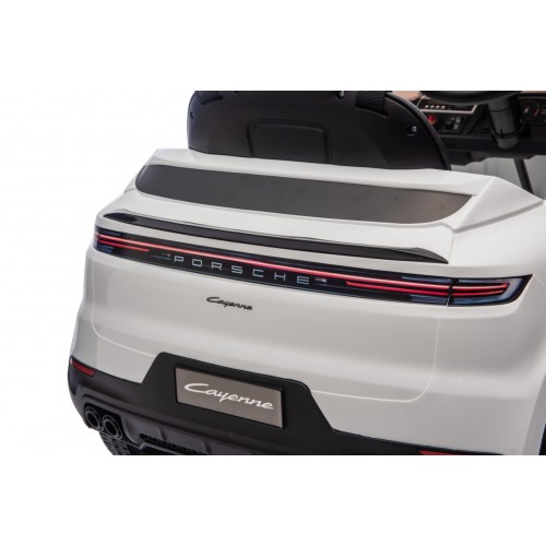 Vozidlo Porsche Cayenne White