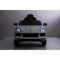 Vozidlo Porsche Cayenne White