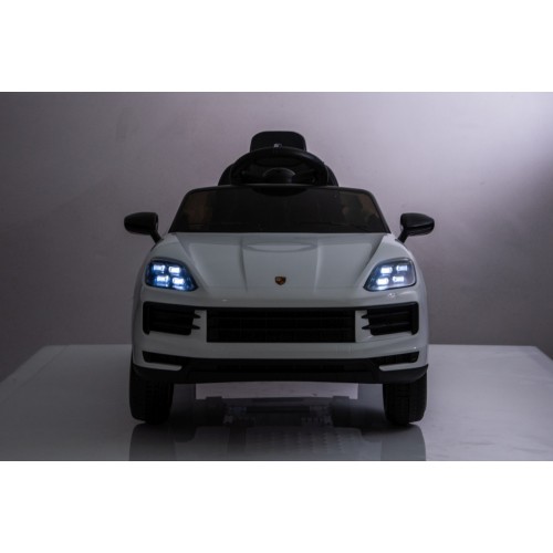 Vozidlo Porsche Cayenne White