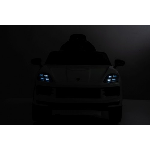 Vozidlo Porsche Cayenne White