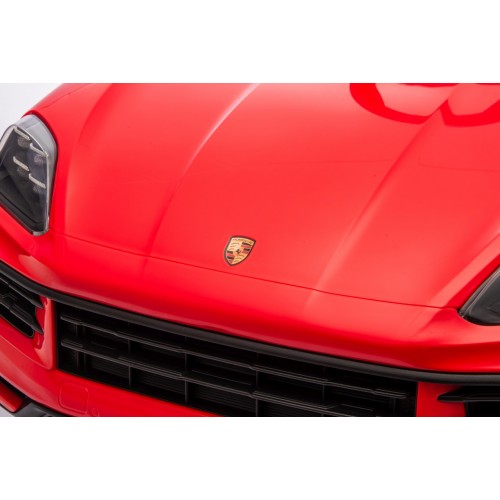 Vozidlo Porsche Cayenne Red