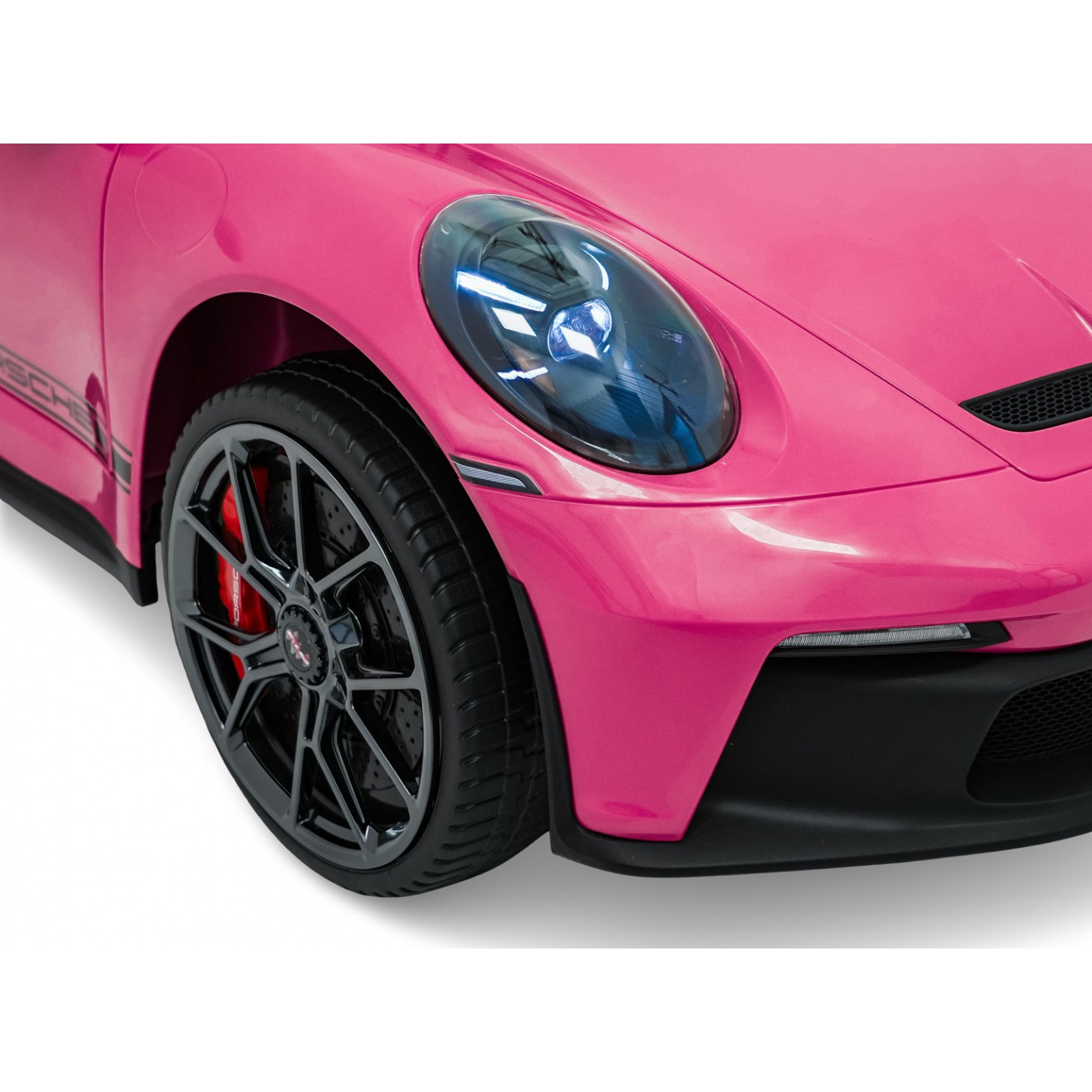 Porsche 911 GT3 Pink MP4 vozidlo