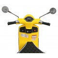 Automobilový skúter Vespa ROMA žltý