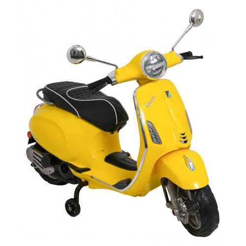 Automobilový skúter Vespa ROMA žltý