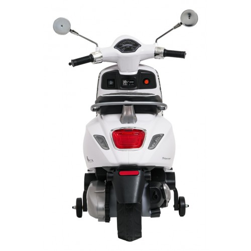 Automobilový skúter Vespa ROMA White