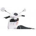 Automobilový skúter Vespa ROMA White