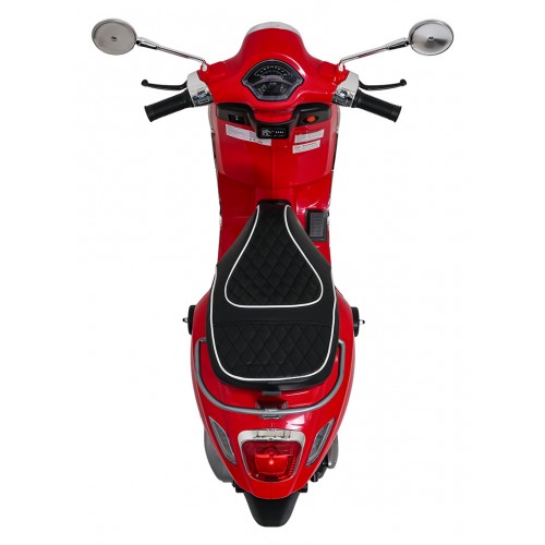 Automobilový skúter Vespa ROMA Red