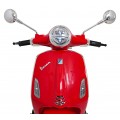 Automobilový skúter Vespa ROMA Red