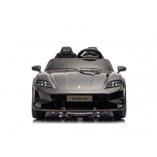 Vozidlo Porsche Taycan Turbo S Black
