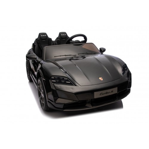 Vozidlo Porsche Taycan Turbo S Black
