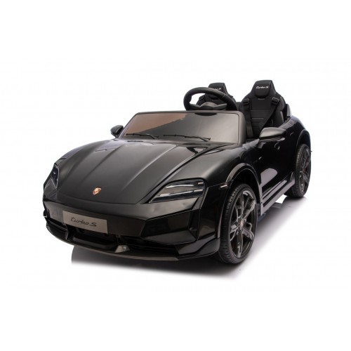 Vozidlo Porsche Taycan Turbo S Black