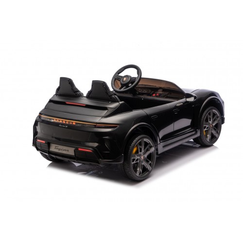 Vozidlo Porsche Taycan Turbo S Black