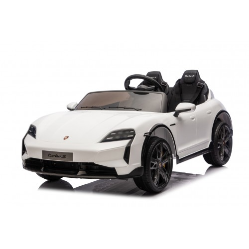 Vozidlo Porsche Taycan Turbo S White