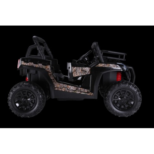 UTV LIFT Čierne terénne vozidlo