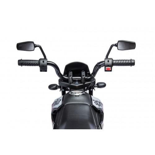 Motor vozidla Aprilia RX Červená