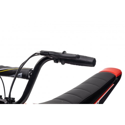 Motor vozidla RZ56 MAX červený